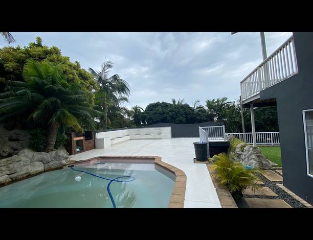 4 BEDROOM FREEHOLD FOR SALE IN GLENWOOD